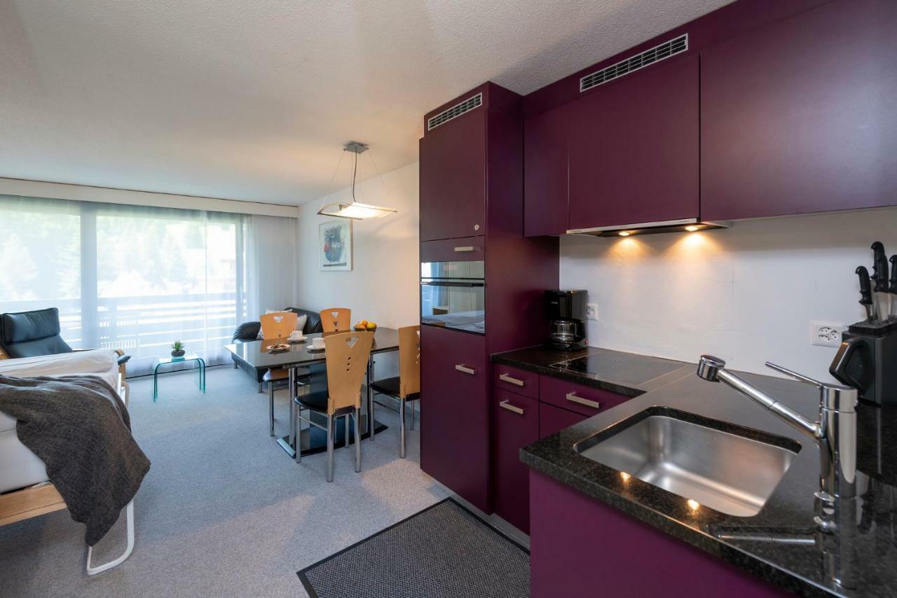 Zuhause In Den Alpen Ihre Ferienwohnung Mit Hallenbad Und Sauna Lenzerheide Exterior photo